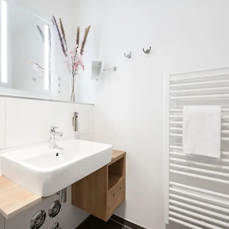 Апартаменты Balkonwohnung Mit Blick Ins Gruene Любек